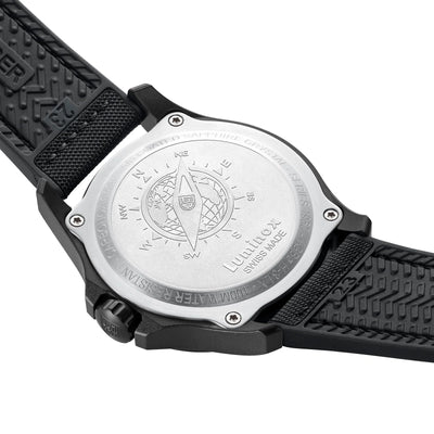 Atacama Field 43mm XL.1971.SET Luminox