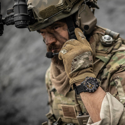 Recon Point Man Heritage XL.8825.H.SET Luminox